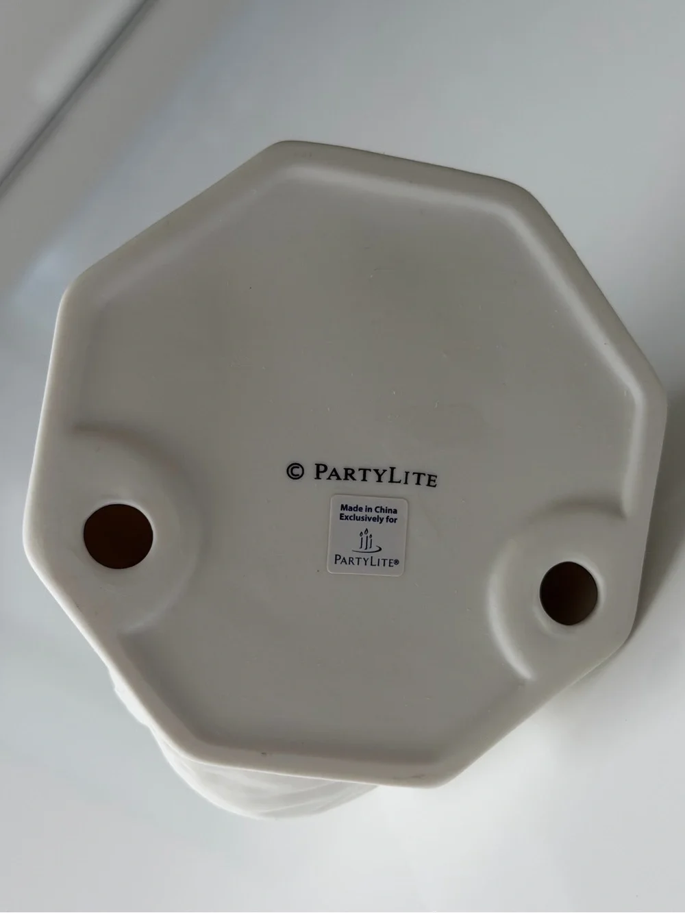 PartyLite Nature’s Wonders Arctic White Fox & Pup Ceramic Candle Holder